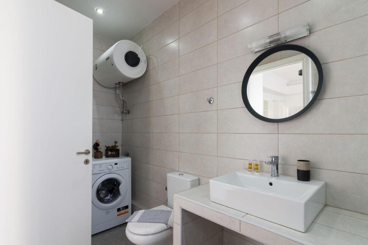 Classic Apartment For 4 People A Atina Dış mekan fotoğraf