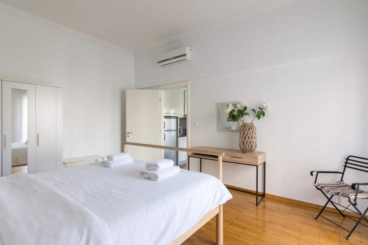Classic Apartment For 4 People A Atina Dış mekan fotoğraf
